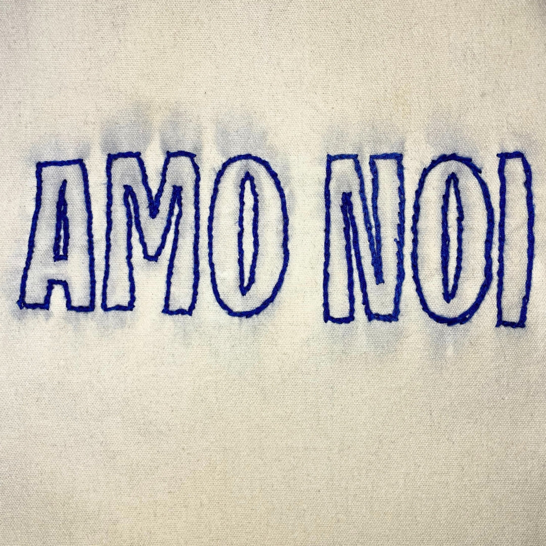 Tote Bag in Tela Ricamata a Mano – AMÒ NOI & Cuore Sacro